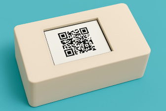 PayPal terminal customer framing a QR code to pay